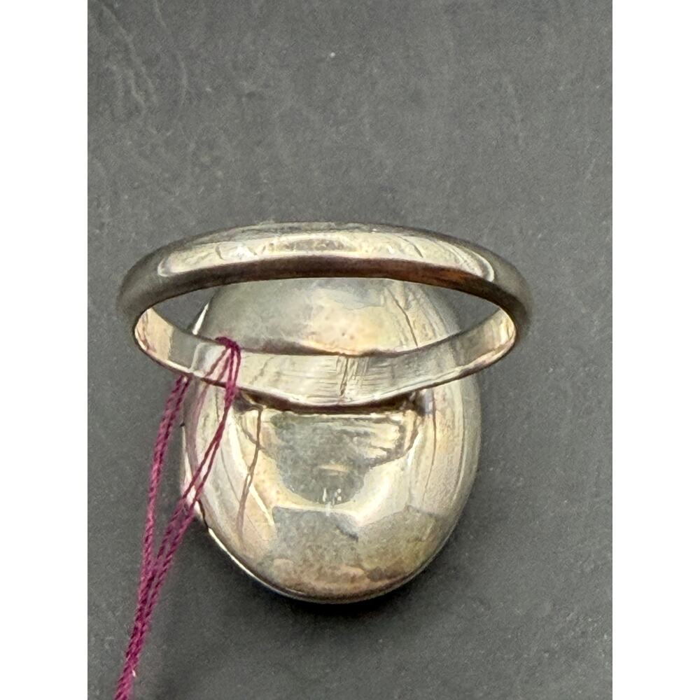 Vintage "New" Sterling Silver Etched Locket Ring Size 9 - Picture 3 of 4